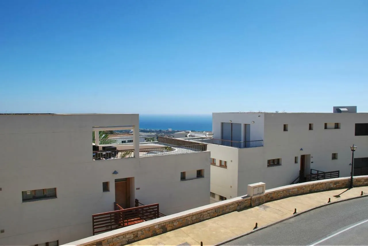 Lomas De Los Monteros - Apartment With Seaviews ماربيا 0*,  إسبانيا